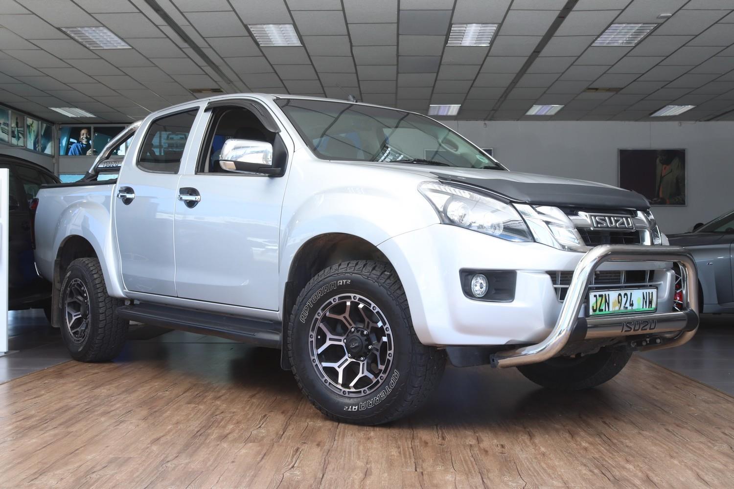 Used 2014 Isuzu KB 300D-Teq double cab LX auto