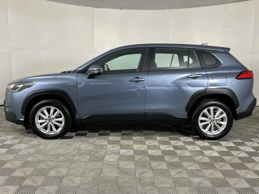 Used 2022 Toyota Corolla Cross 1.8 Xi - WeBuyCars The Dome