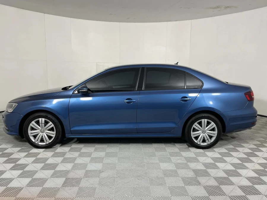 Used 2016 Volkswagen Jetta 1.6 Conceptline - WeBuyCars Gqeberha