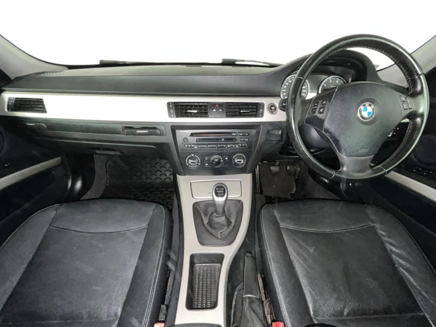 Used 2010 BMW 3 Series 320i Innovations - WeBuyCars Durban