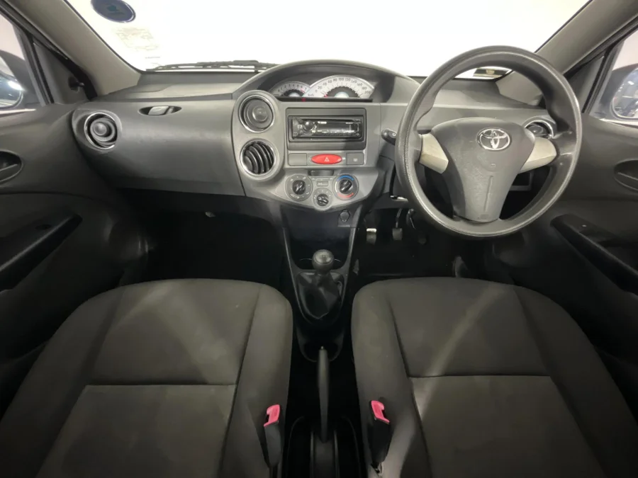 Used 2012 Toyota Etios hatch 1.5 Xi - WeBuyCars Lansdowne