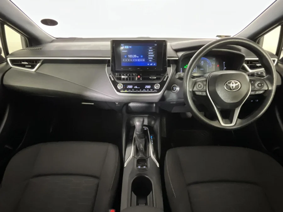 Used 2023 Toyota Corolla hatch 1.8 Hybrid XS - WeBuyCars Montana