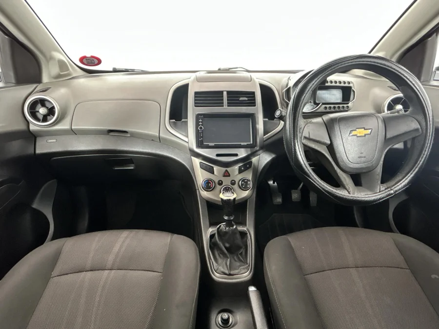 Used 2013 Chevrolet Sonic hatch 1.6 LS Black&White Edition - WeBuyCars Richmond Used 2013 Chevrolet Sonic hatch 1.6 LS Black&White Edition - WeBuyCars Richmond