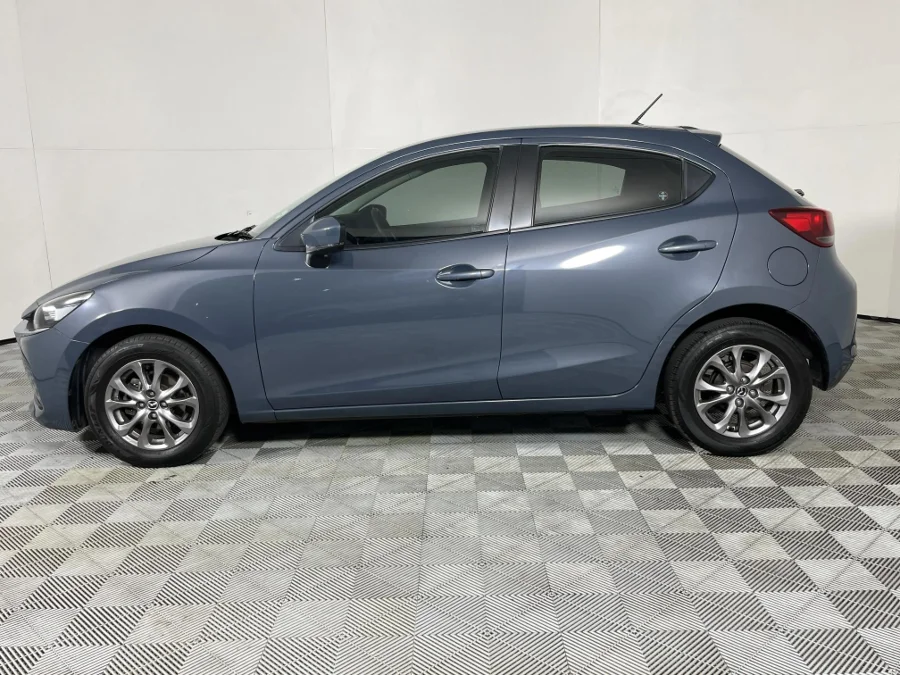 Used 2023 Mazda Mazda2 1.5 Dynamic auto - WeBuyCars Durban