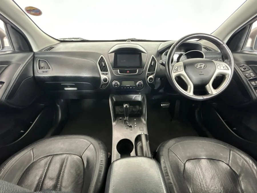 Used 2012 Hyundai ix35 2.4 4WD Elite - WeBuyCars Lansdowne Used 2012 Hyundai ix35 2.4 4WD Elite - WeBuyCars Lansdowne