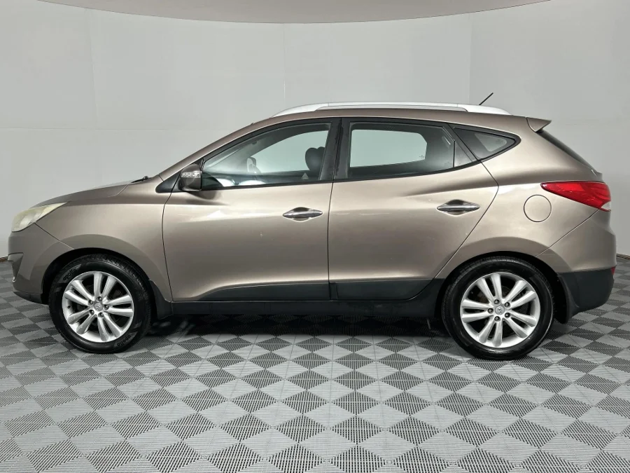 Used 2012 Hyundai ix35 2.4 4WD Elite - WeBuyCars Lansdowne Used 2012 Hyundai ix35 2.4 4WD Elite - WeBuyCars Lansdowne