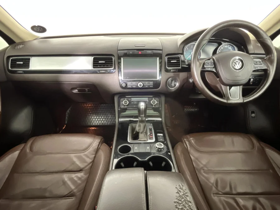 Used 2012 Volkswagen Touareg V6 TDI - WeBuyCars The Dome