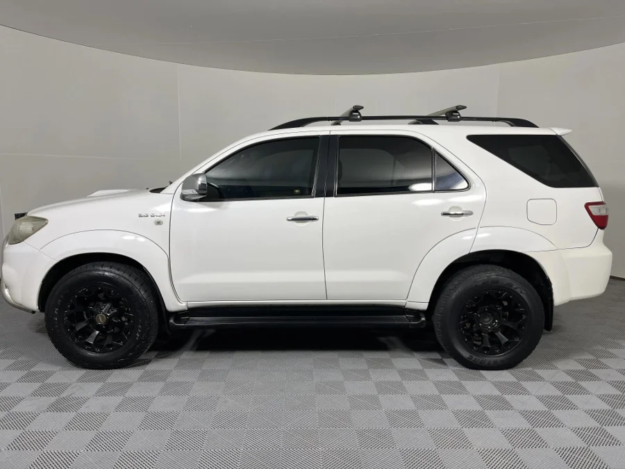 Used 2010 Toyota Fortuner 3.0D-4D - WeBuyCars Montana Used 2010 Toyota Fortuner 3.0D-4D - WeBuyCars Montana