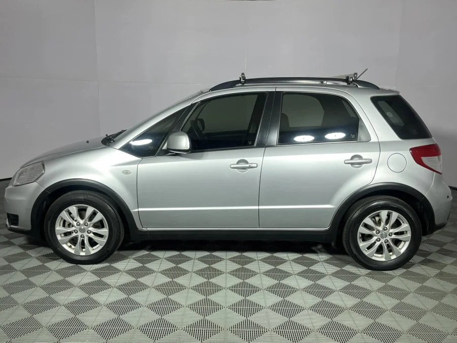 Used 2013 Suzuki SX4 2.0 auto - WeBuyCars Rustenburg