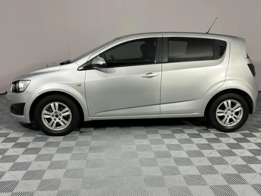 Used 2012 Chevrolet Sonic hatch 1.3D LS - WeBuyCars Lansdowne
