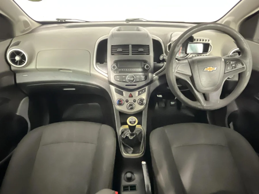 Used 2014 Chevrolet Sonic sedan 1.4 LS - WeBuyCars Lansdowne
