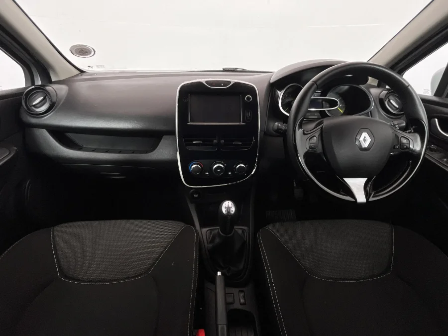 Used 2016 Renault Clio 66kW turbo Expression - WeBuyCars Lansdowne