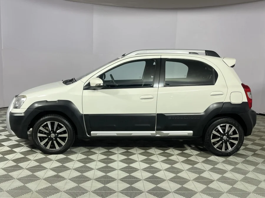 Used 2020 Toyota Etios Cross 1.5 Xs - WeBuyCars Montana
