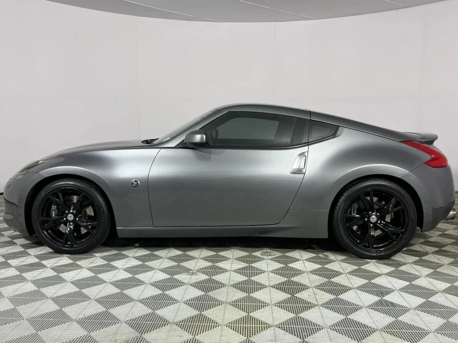 Used 2011 Nissan 370Z coupe auto - WeBuyCars Montana Used 2011 Nissan 370Z coupe auto - WeBuyCars Montana