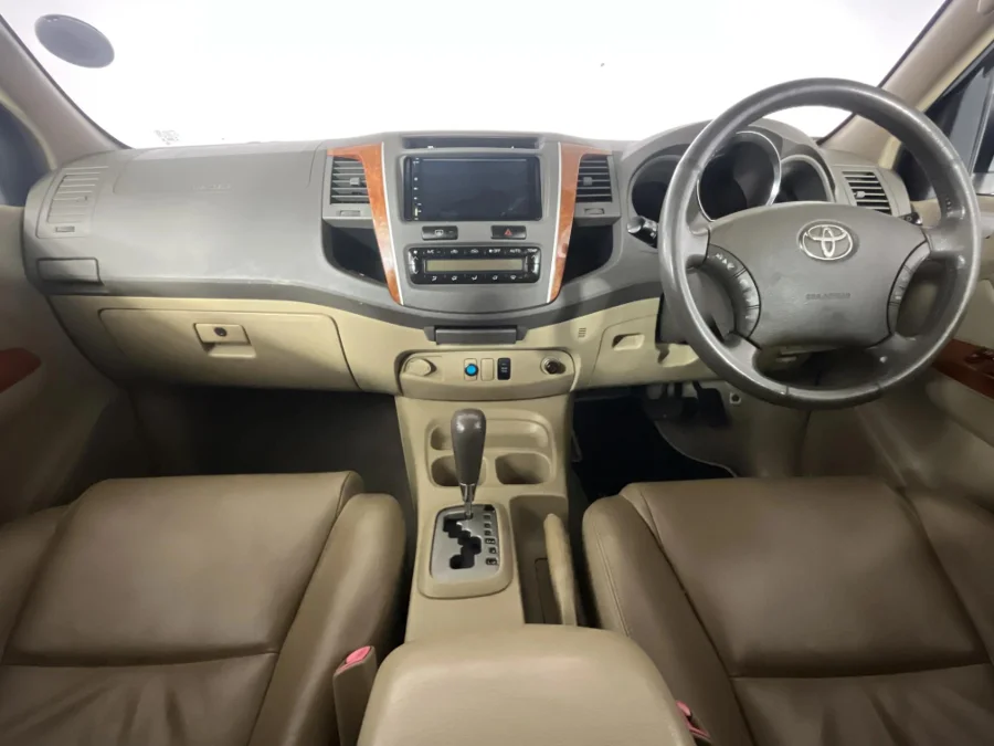 Used 2009 Toyota Fortuner V6 4.0 - WeBuyCars  Witbank