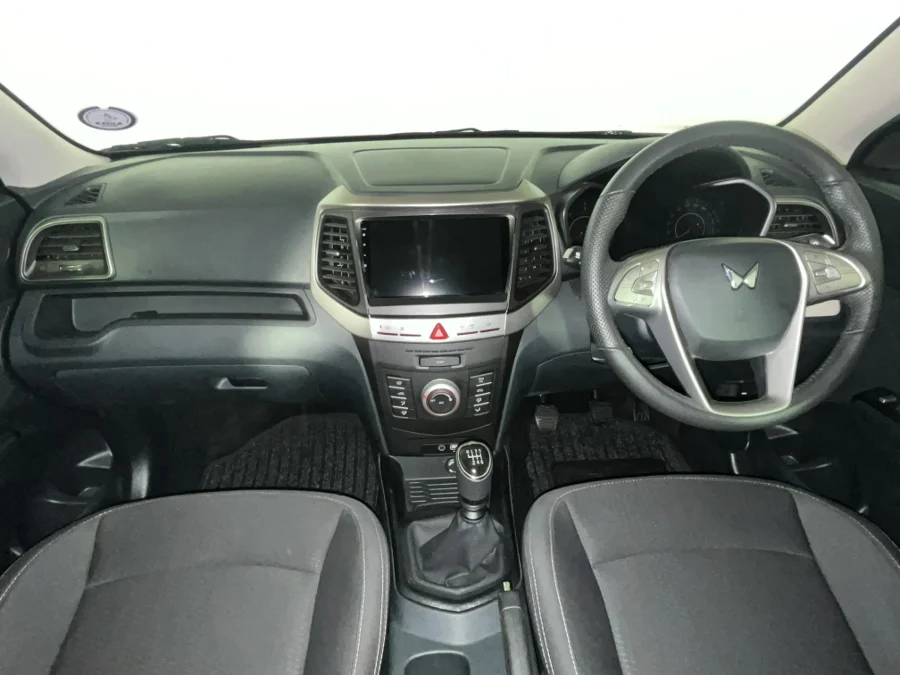 Used 2024 Mahindra XUV300 1.5TD W6 - WeBuyCars Vereeniging