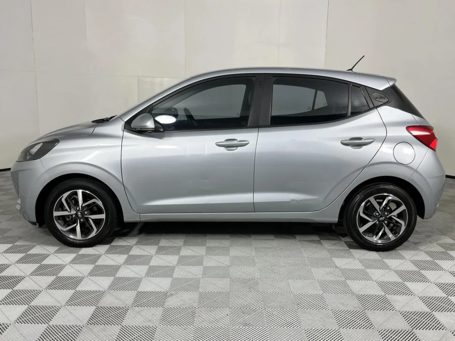 Used 2022 Hyundai Grand i10 1.2 Fluid hatch manual - WeBuycars East London