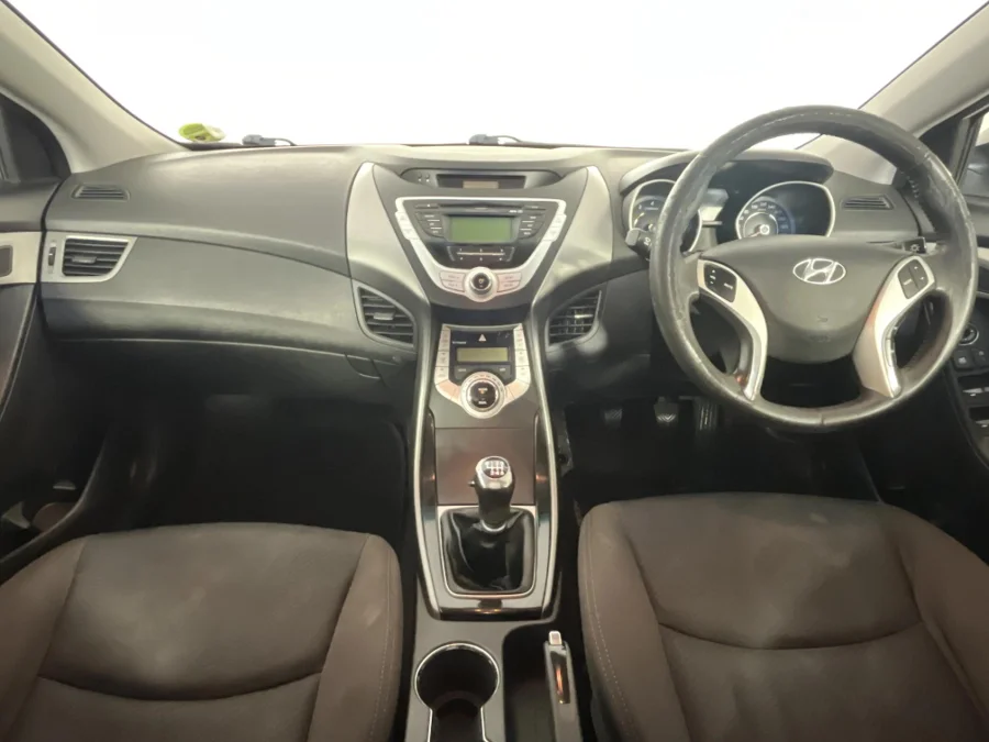 Used 2012 Hyundai Elantra 1.8 Executive - WeBuyCars George