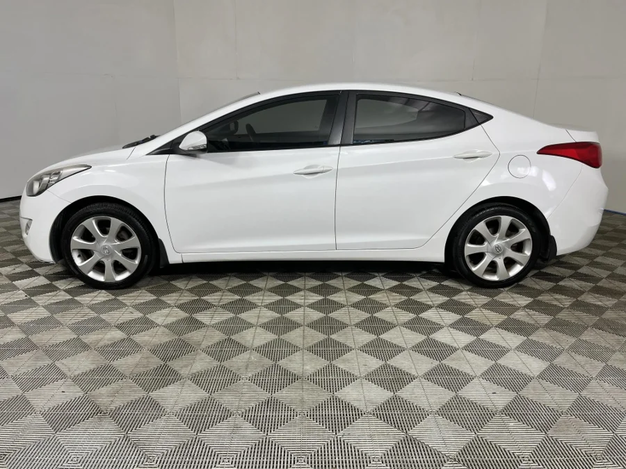 Used 2012 Hyundai Elantra 1.8 Executive - WeBuyCars George
