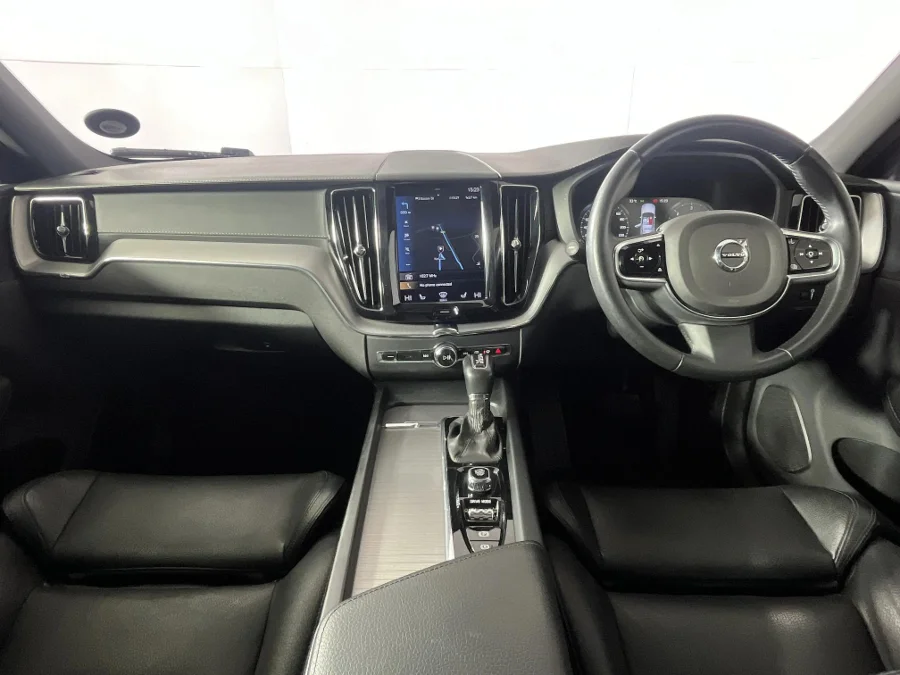 Used 2020 Volvo XC60 D4 AWD Inscription - WeBuyCars Silverlakes