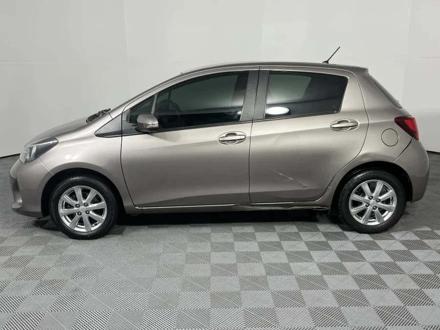 Used 2015 Toyota Yaris 1.0 - WeBuyCars Montana