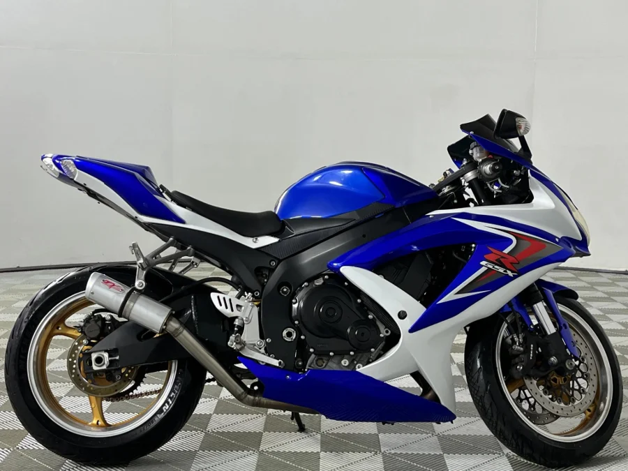 Used 2009 Suzuki GSX-R GSX R750 - WeBuyCars Silverlakes Used 2009 Suzuki GSX-R GSX R750 - WeBuyCars Silverlakes