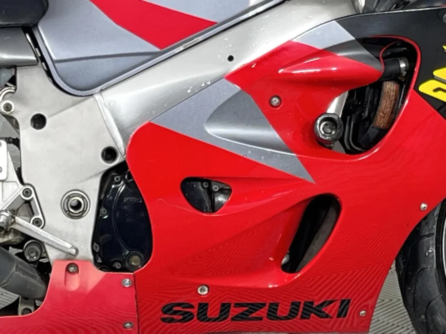 Used 1997 Suzuki GSX-R 600 S-RAD - WeBuyCars Gqeberha Used 1997 Suzuki GSX-R 600 S-RAD - WeBuyCars Gqeberha