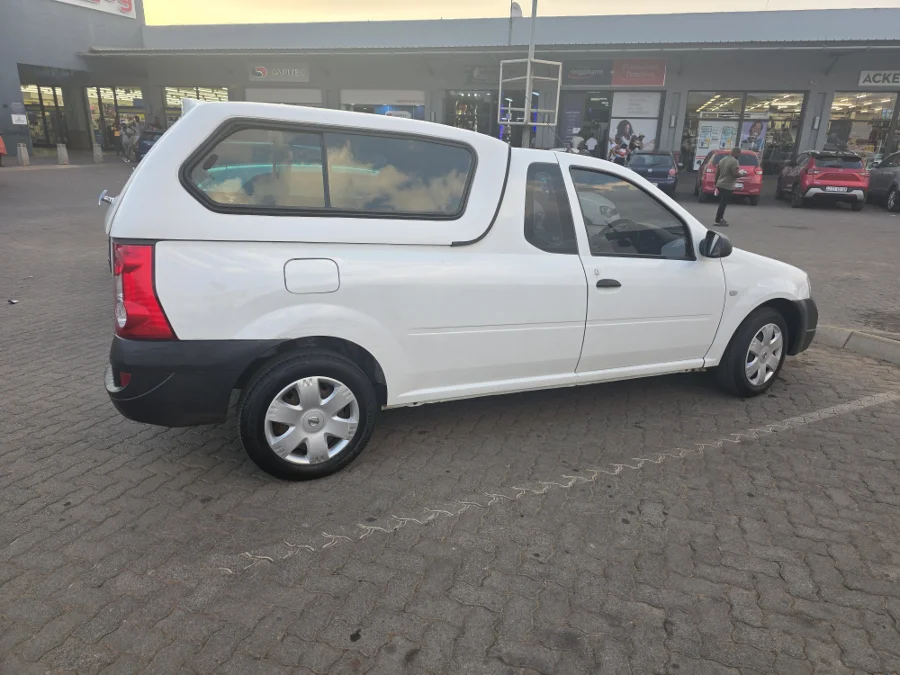 Used 2019 Nissan NP200 1.6i (aircon) safety pack - Private Seller Used 2019 Nissan NP200 1.6i (aircon) safety pack - Private Seller