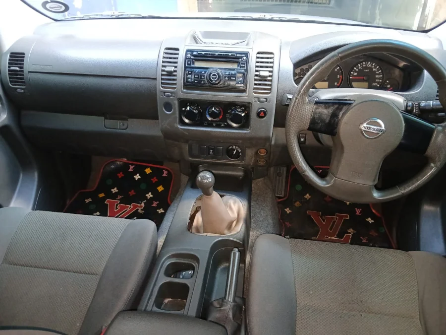 Used 2012 Nissan Navara 2.5dCi double cab LE - Andy Auto