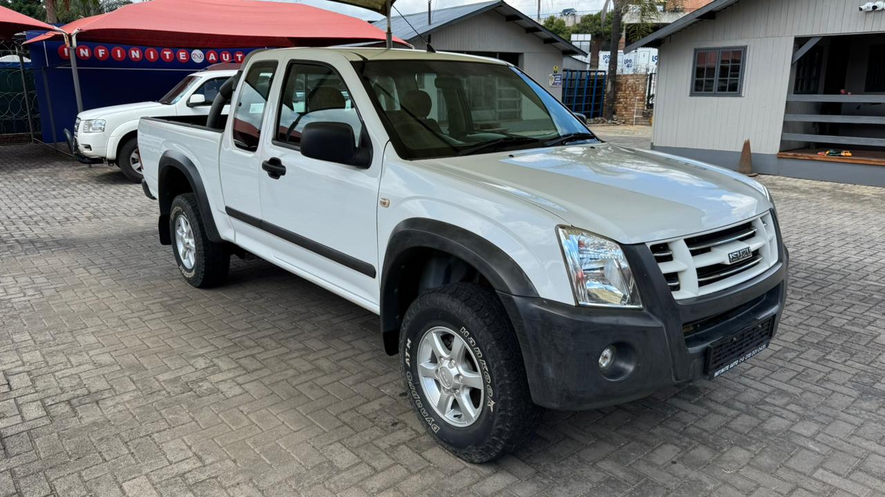 Used 2008 Isuzu KB 250D-Teq Extended cab LE