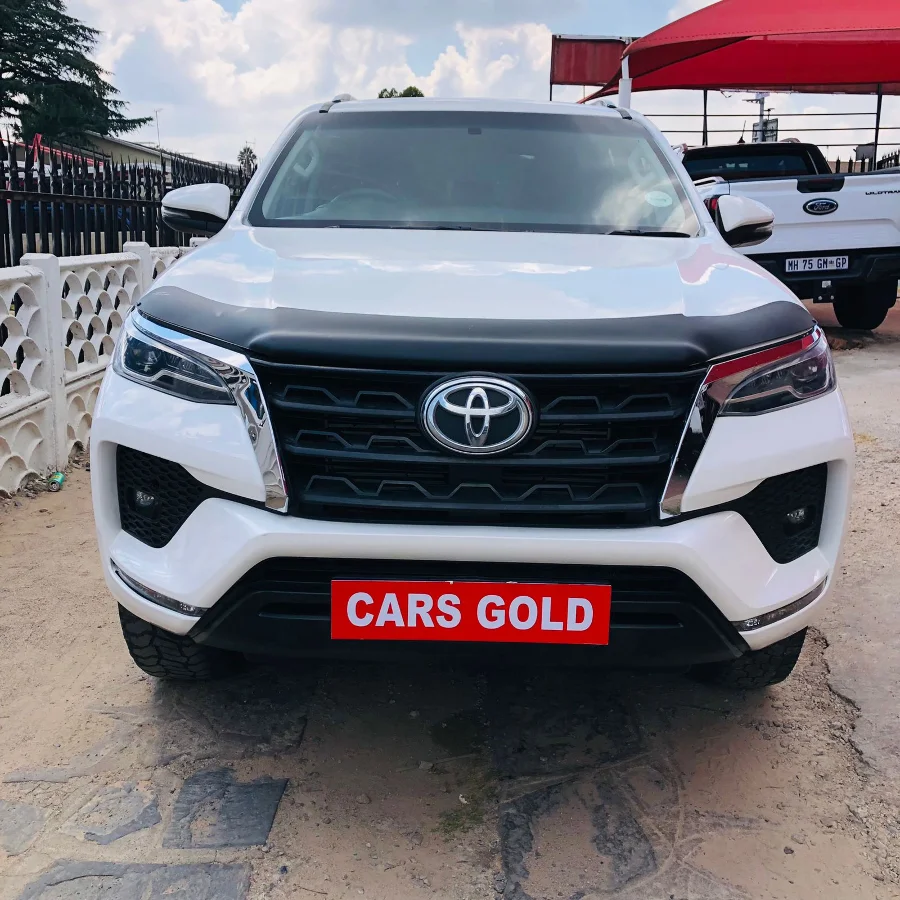 Used 2020 Toyota Fortuner 2.4GD-6 auto - Cars Gold Used 2020 Toyota Fortuner 2.4GD-6 auto - Cars Gold