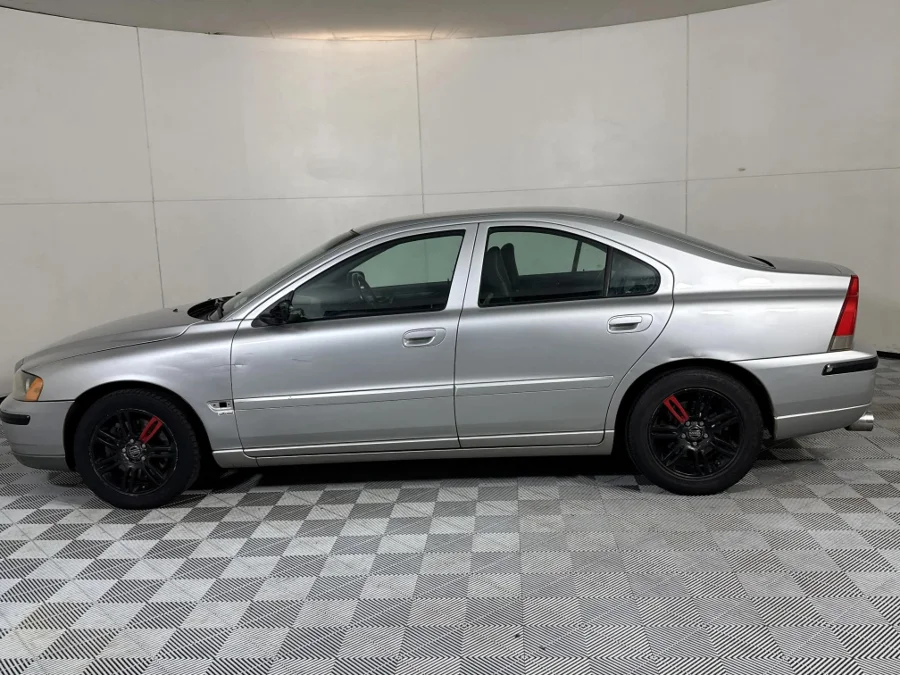 Used 2006 Volvo S60 2.0T - WeBuyCars Midstream