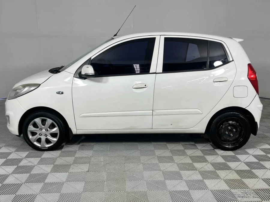 Used 2016 Hyundai i10 1.1 Motion auto - WeBuyCars Silverlakes