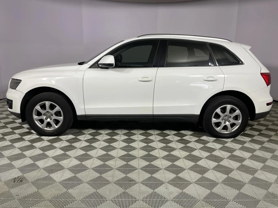 Used 2011 Audi Q5 2.0T quattro auto - WeBuyCars Durban