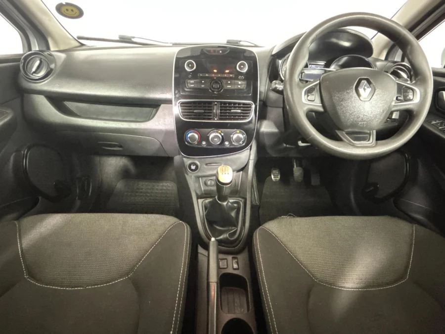 Used 2019 Renault Clio 66kW turbo Authentique - WeBuyCars Richmond Used 2019 Renault Clio 66kW turbo Authentique - WeBuyCars Richmond