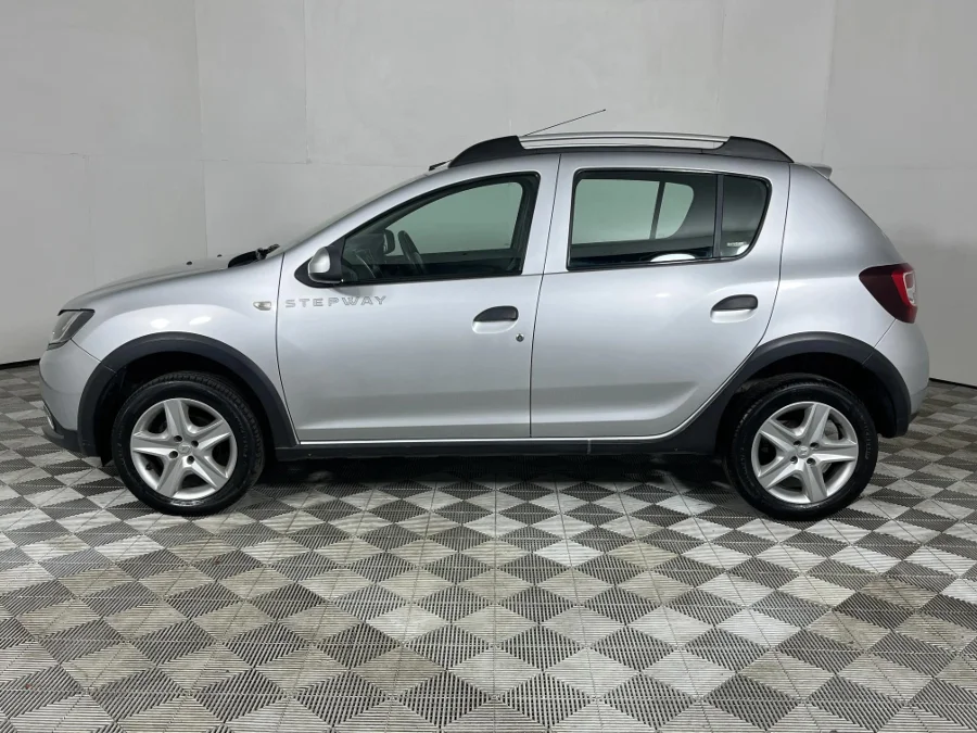 Used 2014 Renault Sandero Stepway 66kW turbo - WeBuyCars George