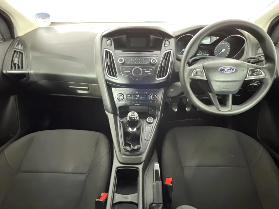 Used 2015 Ford Focus sedan 1.0T Ambiente - WeBuyCars Montana