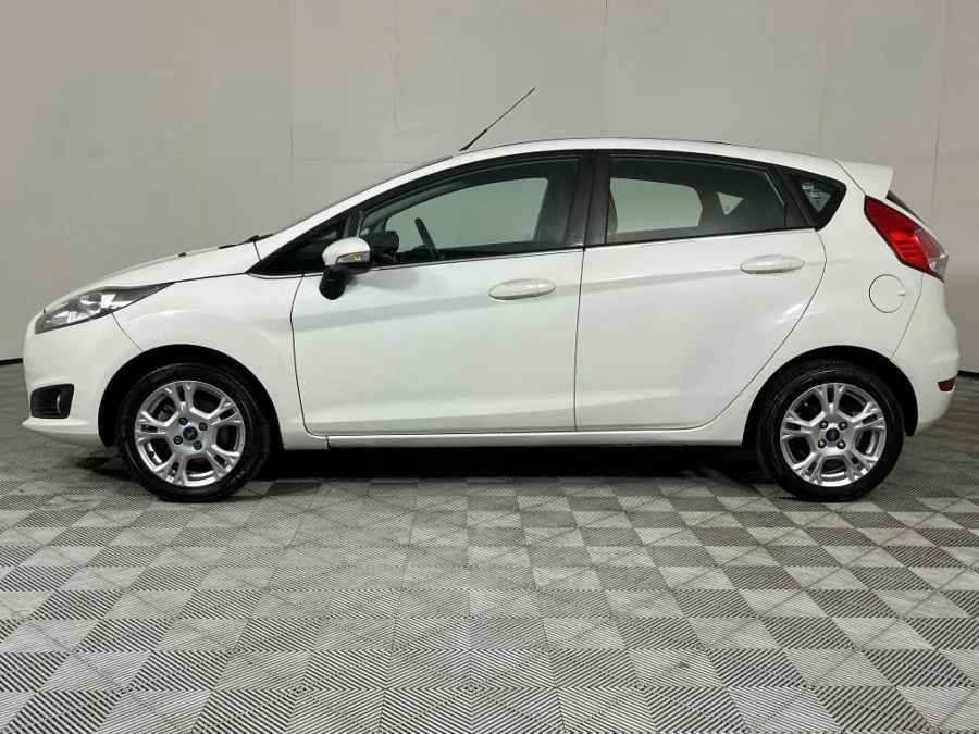 Used 2018 Ford Fiesta 5-door 1.0T Ambiente - WeBuyCars Montana