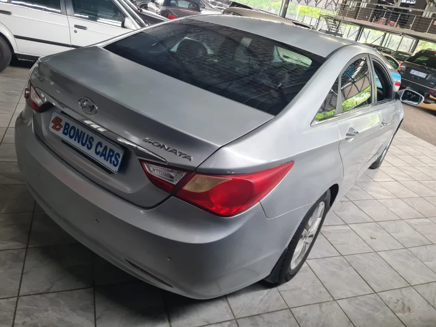 Used 2012 Hyundai Sonata 2.4 GLS auto - Bonus Cars