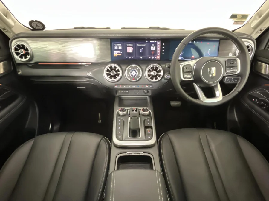 Used 2025 GWM Tank 300 2.4T Ultra Luxury 4WD - WeBuyCars JHB South