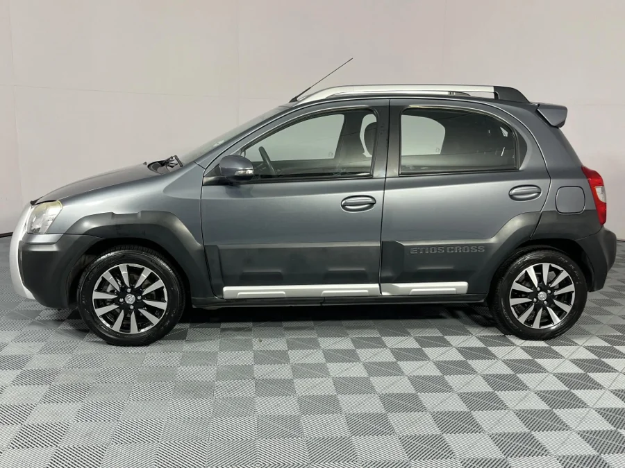 Used 2017 Toyota Etios Cross 1.5 Xs - WeBuyCars Brackenfell Cape Town
