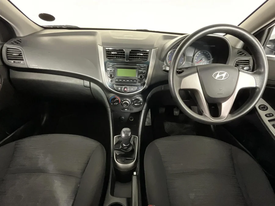 Used 2019 Hyundai Accent sedan 1.6 Motion - WeBuyCars The Dome