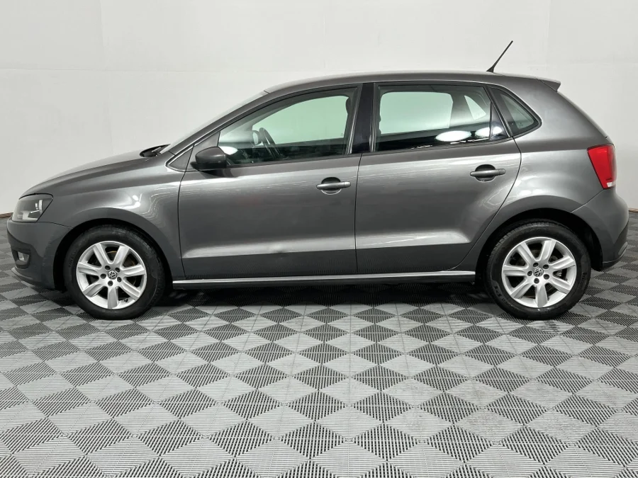 Used 2012 Volkswagen Polo sedan 1.6 Comfortline - WeBuyCars Lansdowne