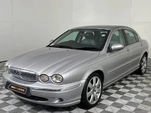 Used 2004 Jaguar X-Type 2.0 V6 SE automatic