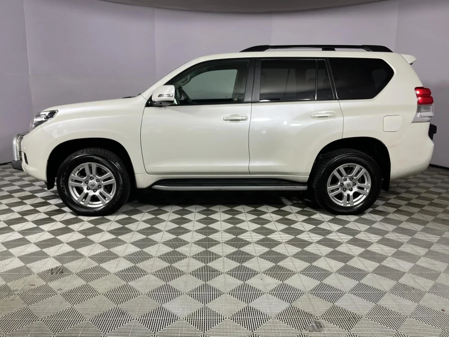 Used 2010 Toyota Land Cruiser Prado 3.0DT VX - WeBuyCars Durban