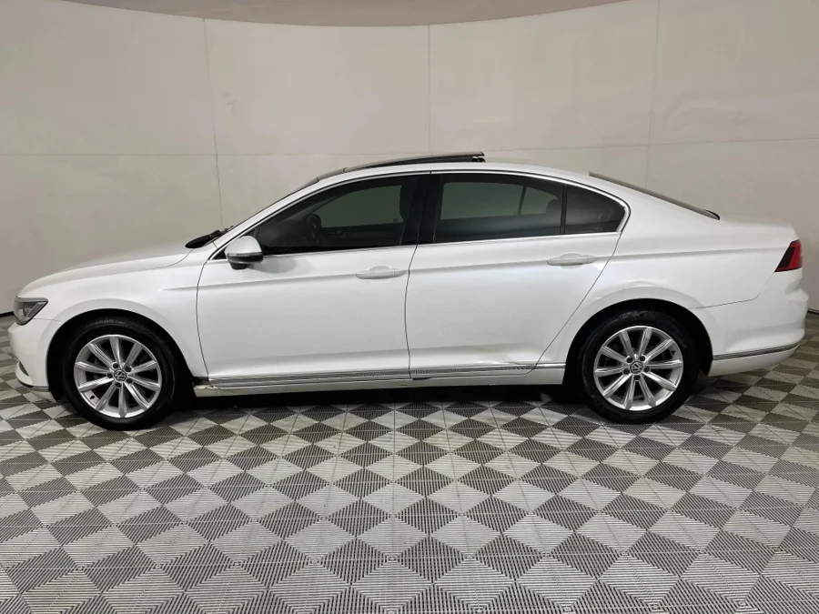 Used 2016 Volkswagen Passat 1.8TSI Highline - WeBuyCars JHB South