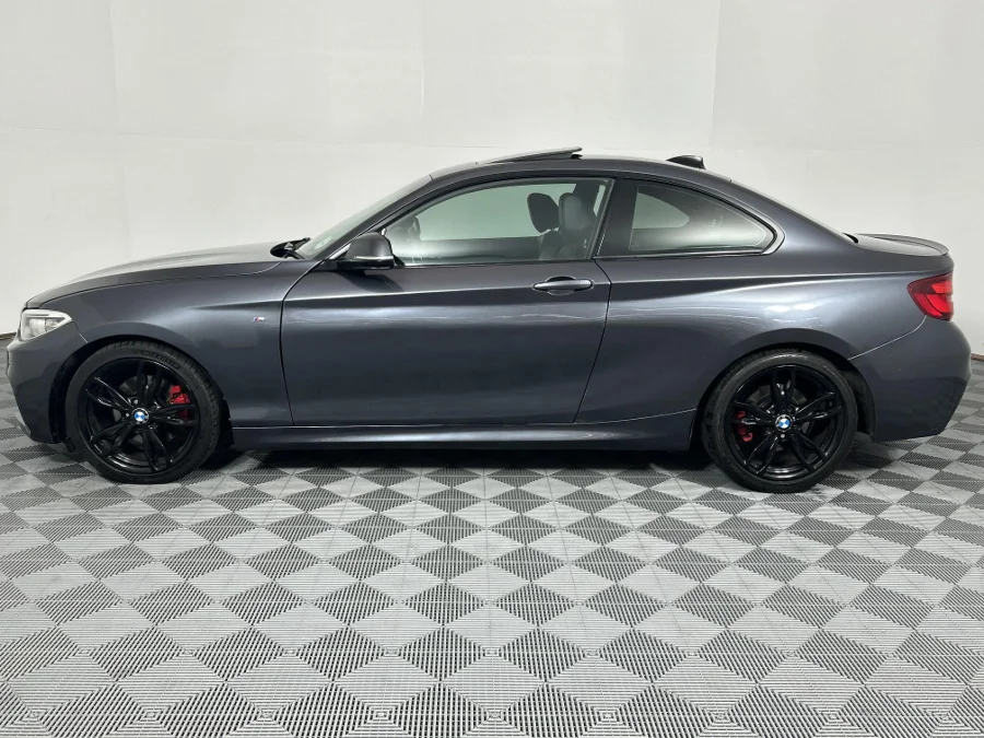 Used 2015 BMW 2 Series 220i coupe M Sport - WeBuyCars Richmond