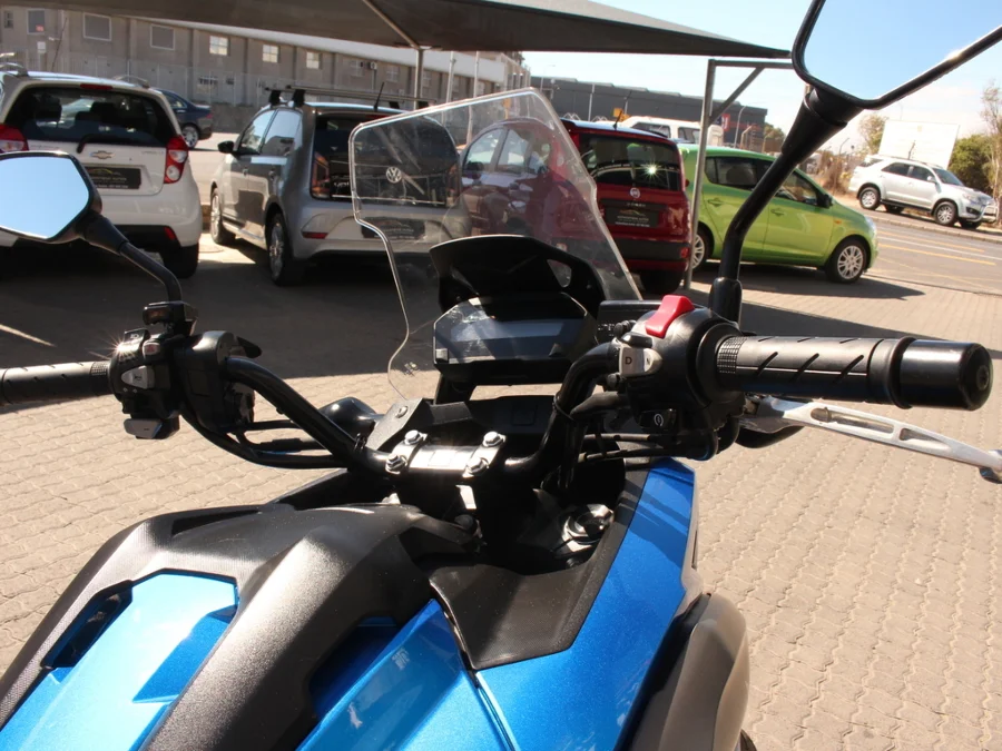 Used 2020 HONDA 750 / 800 NC 750 X DCT - Authentique Autos Used 2020 HONDA 750 / 800 NC 750 X DCT - Authentique Autos