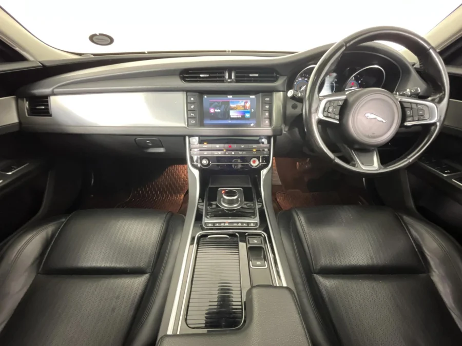 Used 2018 Jaguar XF 20d Prestige - WeBuyCars The Dome