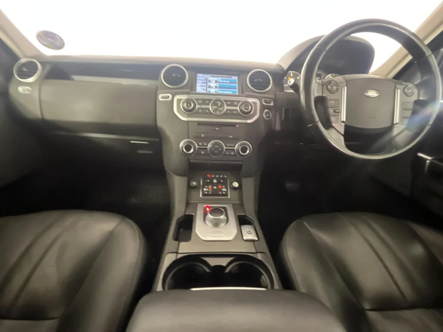 Used 2014 Land Rover Discovery SDV6 SE - WeBuyCars Richmond